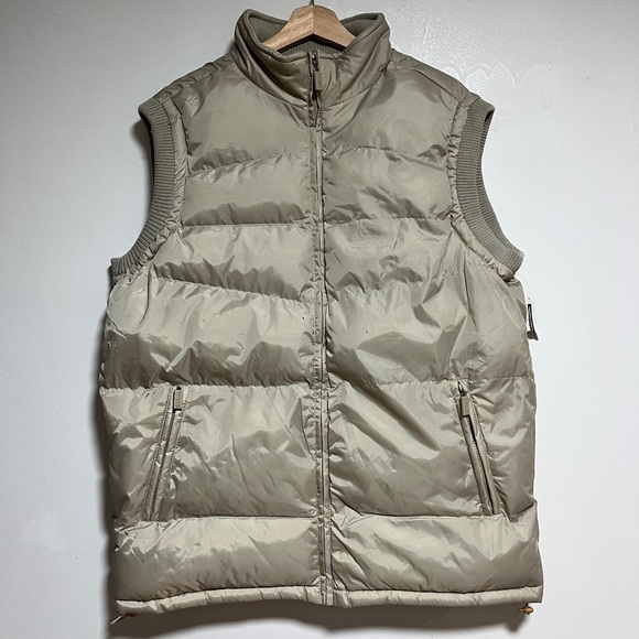 Fahrenheit Active Puffer Vest - Beige - Size L - Quilted Zip-Up Outerwear - Picture 1 of 10